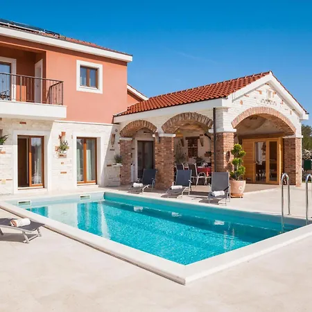 Mittelmeer Paradies Szybenik