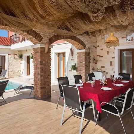 Mittelmeer Paradies Szybenik