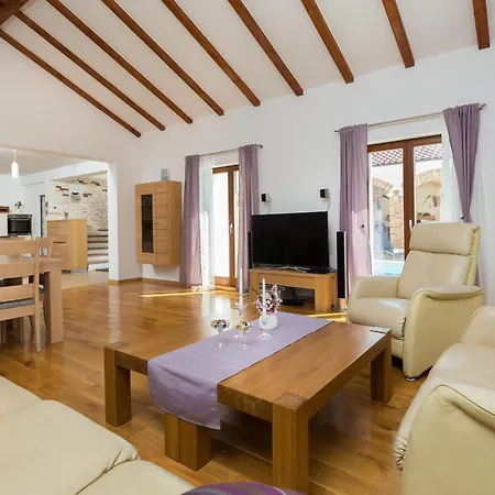 Mittelmeer Paradies Dom wakacyjny *